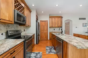 1753 Cove Circle E, Lawrenceburg, IN 47025 - Photo 13