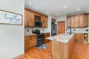 1753 Cove Circle E, Lawrenceburg, IN 47025 - Photo 11
