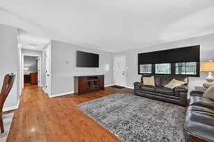 22091 Ester Ridge Rd, Sunman, IN 47041 - Photo 5