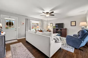 32 Robinson Dr, Lawrenceburg, IN 47025 - Photo 3