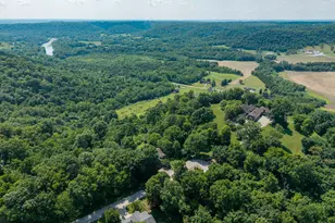 10458 Harmony Hills Dr, Aurora, IN 47001 - Photo 7