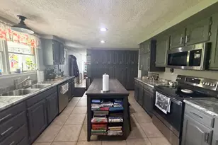 19037 Duck Creek Rd, Metamora, IN 47030 - Photo 17