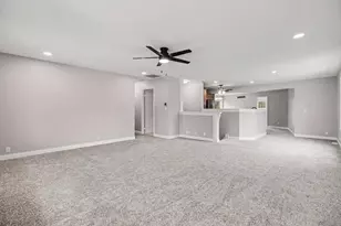 1207 Montclair Ct, Lawrenceburg, IN 47025 - Photo 9