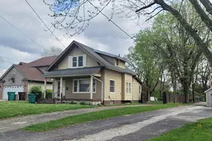 546 Nowlin Ave, Lawrenceburg, IN 47025 - Photo 1