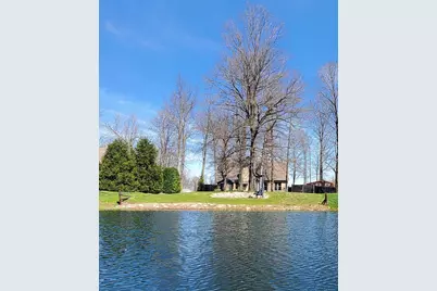 1018 S Three Mile Road, Batesville, IN 47006 - Photo 9