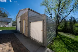 744 Randy Ave, Lawrenceburg, IN 47025 - Photo 9