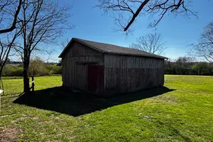 4946 Fouts Rd, Richmond, IN 47374 - Photo 9