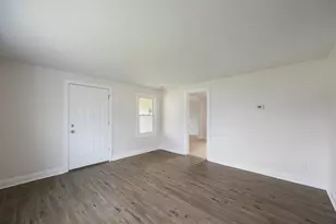 116 W Tate St, Lawrenceburg, IN 47025 - Photo 5