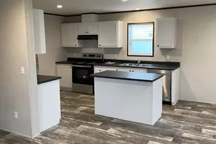 18 W Butler St, Brookville, IN 47012 - Photo 3