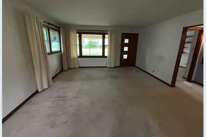 724 W 22nd Street, Connersville, IN 47331 - Photo 5