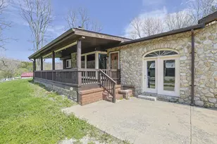 16098 Snail Creek Rd, Brookville, IN 47012 - Photo 5