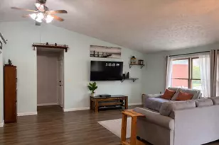 9009 Tremont Pl, Brookville, IN 47012 - Photo 5
