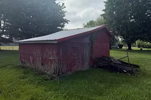 10770 N Stephens Ln E, Sunman, IN 47041 - Photo 17