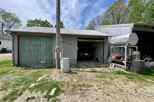 18049 Stone Church Rd, Laurel, IN 47024 - Photo 19
