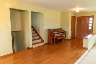 10575 W State Road 256, Lexington, IN 47138 - Photo 7