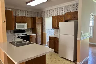 905 S Park Ave, Batesville, IN 47006 - Photo 3