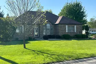 905 S Park Ave, Batesville, IN 47006 - Photo 1