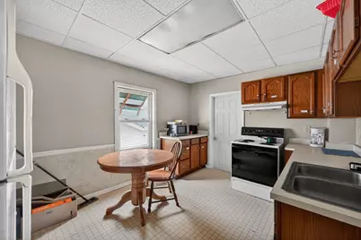 554 W High, Lawrenceburg, IN 47025 - Photo 7