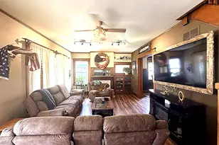 333 W 7th St, Rushville, IN 46173 - Photo 13