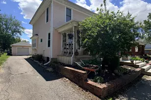 333 W 7th St, Rushville, IN 46173 - Photo 9