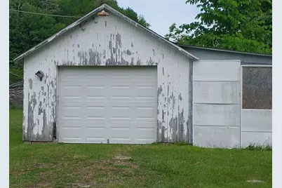 8614 N St Rd 101, Sunman, IN 47041 - Photo 23