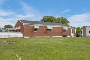 430 Sunnyslope Dr, Lawrenceburg, IN 47025 - Photo 35
