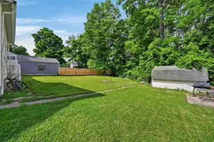 201 Hanover Ave, Aurora, IN 47001 - Photo 23
