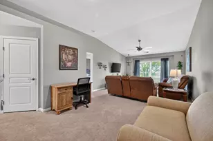 304 Riverscape Ct, Lawrenceburg, IN 47025 - Photo 7