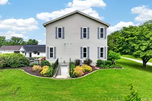 10449 North Dearborn, Sunman, IN 47041 - Photo 5