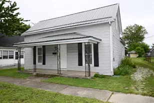 320 N Sycamore St, Osgood, IN 47037 - Photo 1