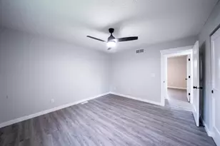 304 Sunset Dr, Aurora, IN 47001 - Photo 33