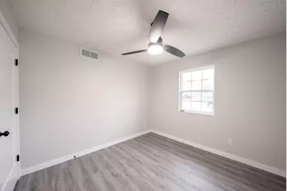 304 Sunset Dr, Aurora, IN 47001 - Photo 25