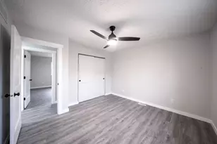 304 Sunset Dr, Aurora, IN 47001 - Photo 31