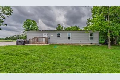 24064 US Highway 52, Laurel, IN 47024 - Photo 9