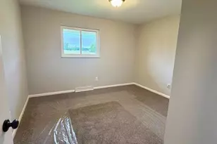 7880 E County Rd 1100 N, Sunman, IN 47041 - Photo 11
