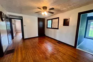 2538 E State Road 44, Connersville, IN 47331 - Photo 5