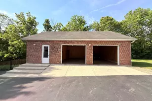 240 E Austin St, Versailles, IN 47042 - Photo 23