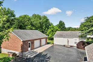 240 E Austin St, Versailles, IN 47042 - Photo 87
