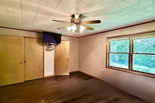 240 E Austin St, Versailles, IN 47042 - Photo 51