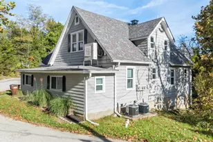 580 Indiana Ave, Aurora, IN 47001 - Photo 3