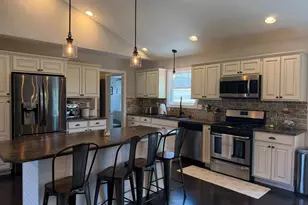 102 Shale Ct, Batesville, IN 47006 - Photo 5