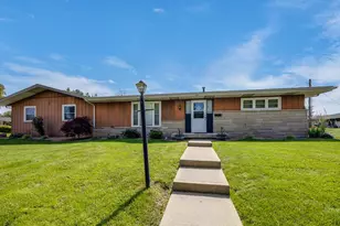 421 Country Club Dr, Batesville, IN 47006 - Photo 1