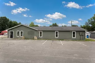 630 S Adams St, Versailles, IN 47042 - Photo 1