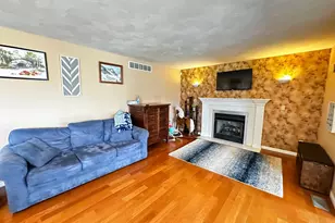 323 Woodfield Dr, Batesville, IN 47006 - Photo 9