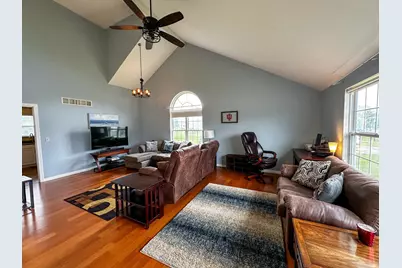 323 Woodfield Drive, Batesville, IN 47006 - Photo 3