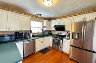 323 Woodfield Dr, Batesville, IN 47006 - Photo 5