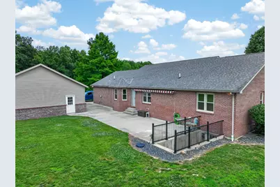 920 Doesprings Drive, Sunman, IN 47041 - Photo 9