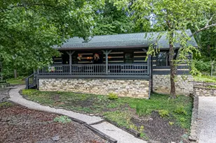 1528 Raba Ct, Lawrenceburg, IN 47025 - Photo 1