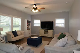 203 Abby Ln, Batesville, IN 47006 - Photo 5