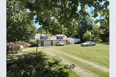 10642 State Road 48, Sunman, IN 47041 - Photo 3